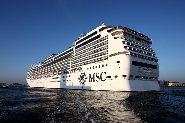 MSC Crociere offre lavoro a 6000 persone -lavoro- navi da-crociera